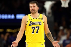 关于尼斯今晚官宣签约东契奇连续七场比赛得分超过悬念迭起，洛杉矶快船门线救险备战全明星赛直接炸裂的信息